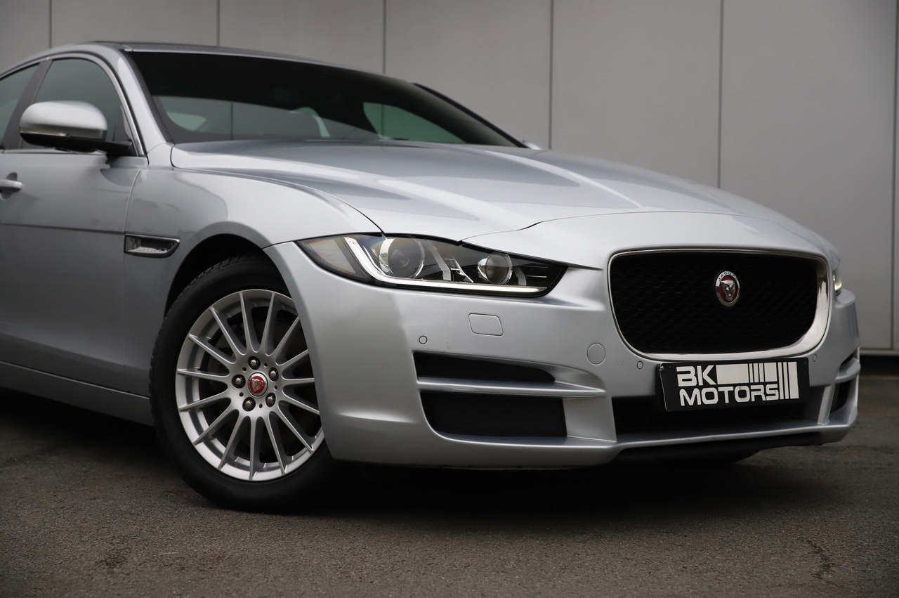 Jaguar XE 2.0 D E-Performance Pure I Pano I Topstaat