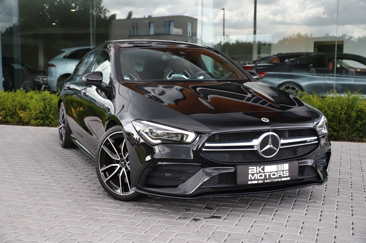 Mercedes-Benz CLA 35 AMG 4Matic Shooting Speedshift 7G-DCT I Bucket Seats