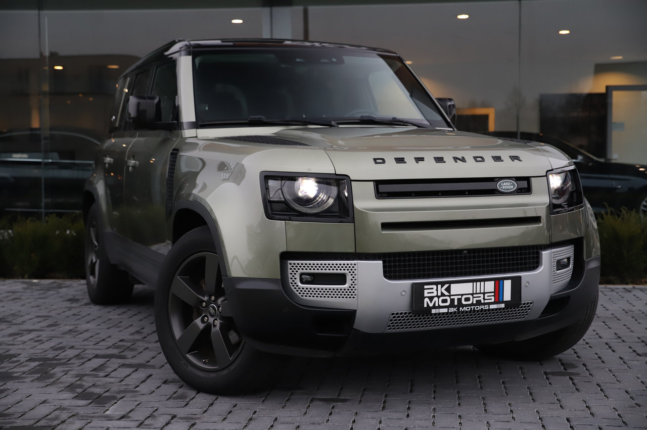 Land Rover Defender 110 D240 SE I 7-ZIT I 360 I LUCHTVERING I MERIDIAN