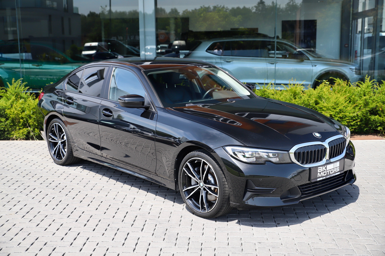 BMW 330 eAS PHEV -H/K-Camera-Cruise-Carplay-LED-Ambiant-...