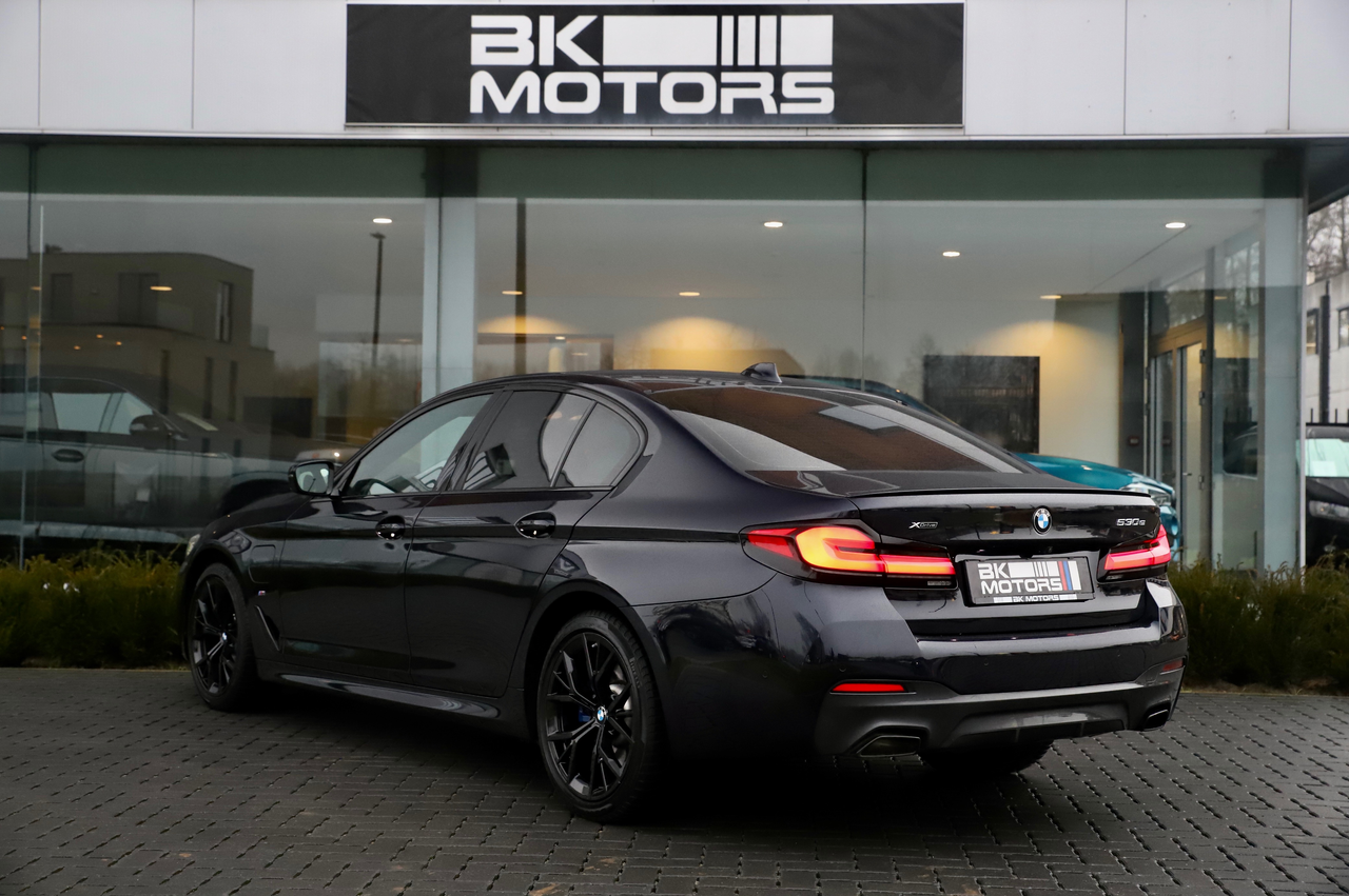 BMW 530 eXAS PHEV I M PACK I 360&deg; I LED I 1st OWNER