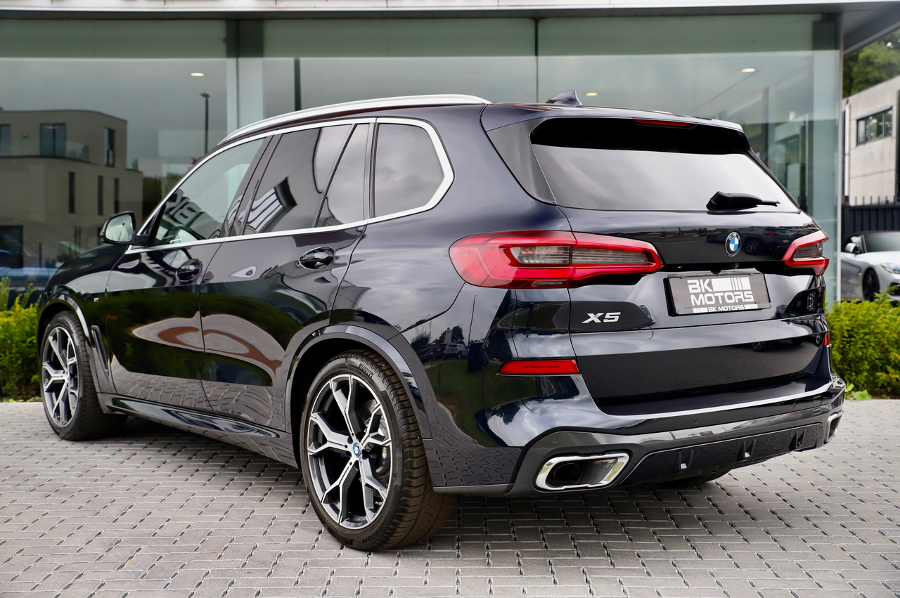 BMW X5 xDrive30d M-PACK - BTW 21% -PANO-H&amp;K-360-MASSAGE..