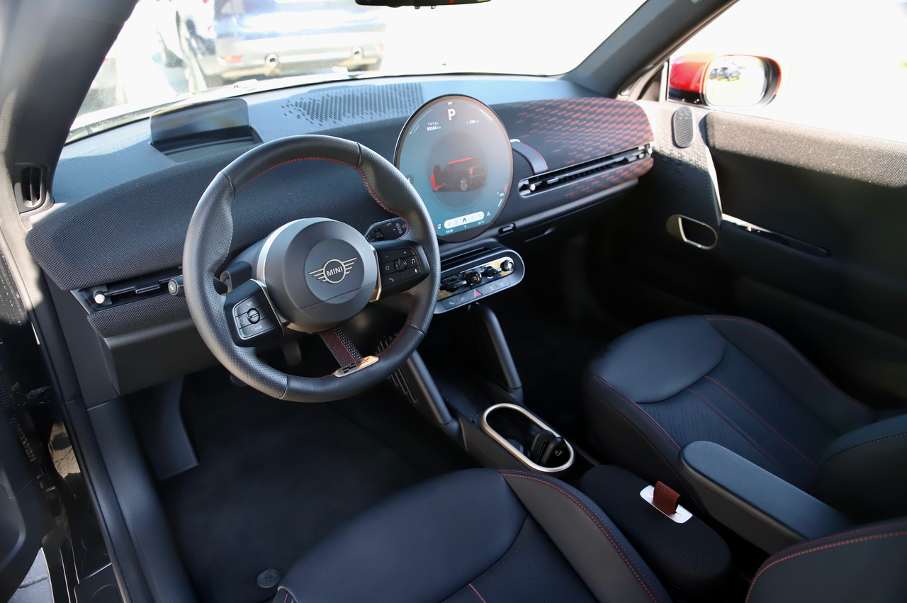 MINI Cooper SE JCW Pack-Pano-HUD-Camera-Cruise-Ambiant-LED-Carplay-...