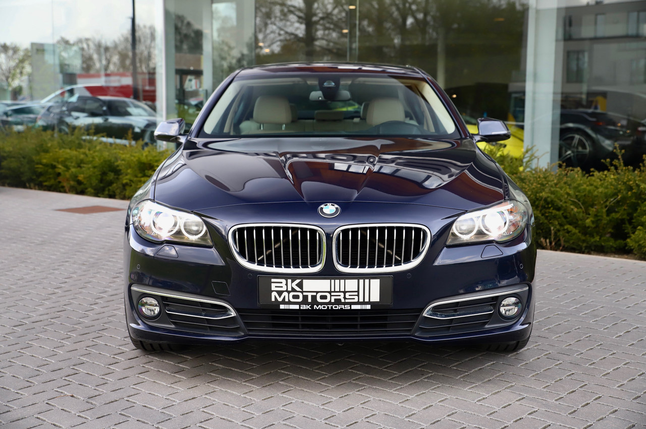 BMW 520 dA Luxury Line-1 Owner-Trekhaak-HUD-Camera-Cruise