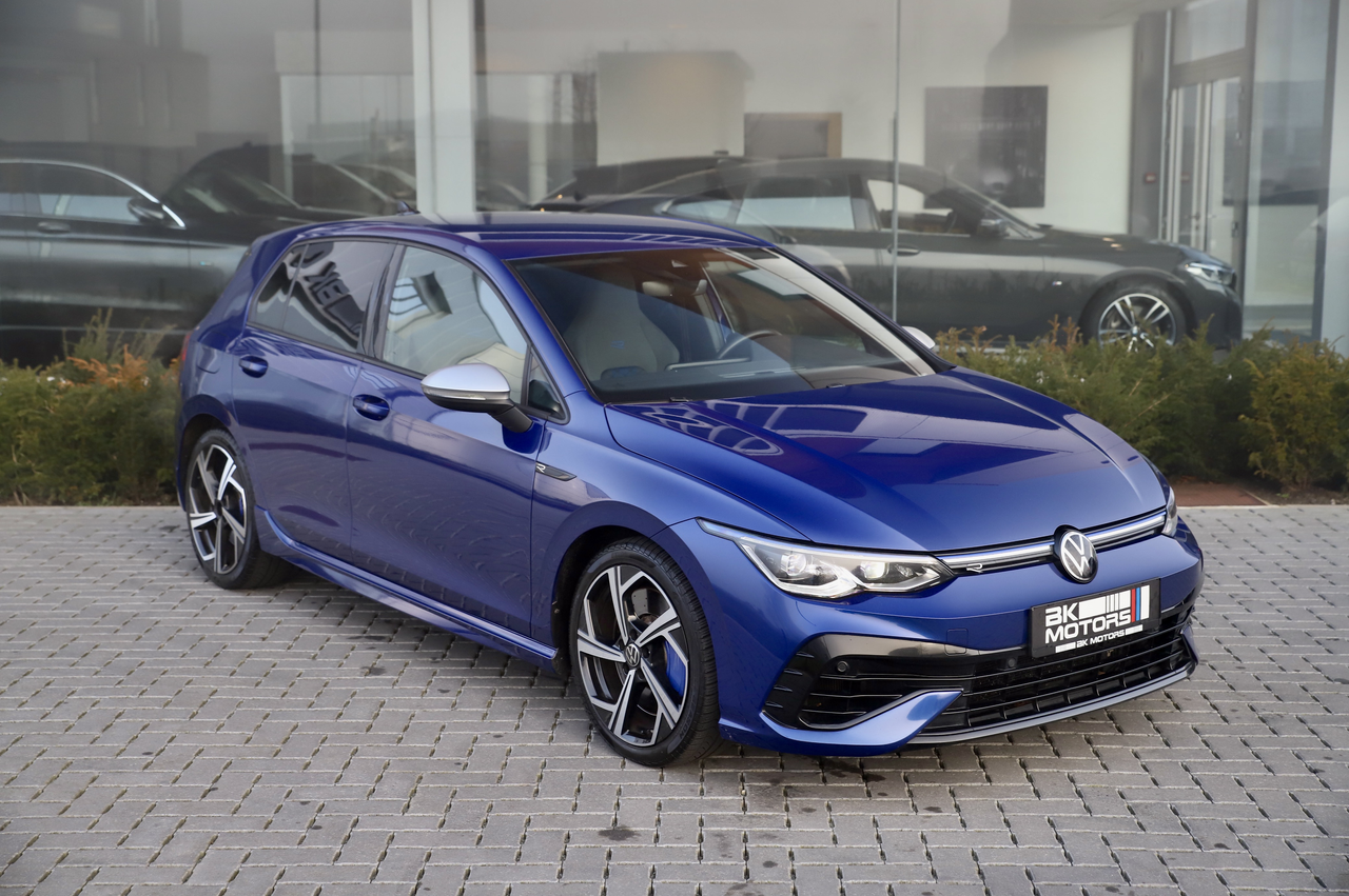 Volkswagen Golf R 2.0 TSI 4Motion DSG-Akra-Carplay-IQ Lights-Camera