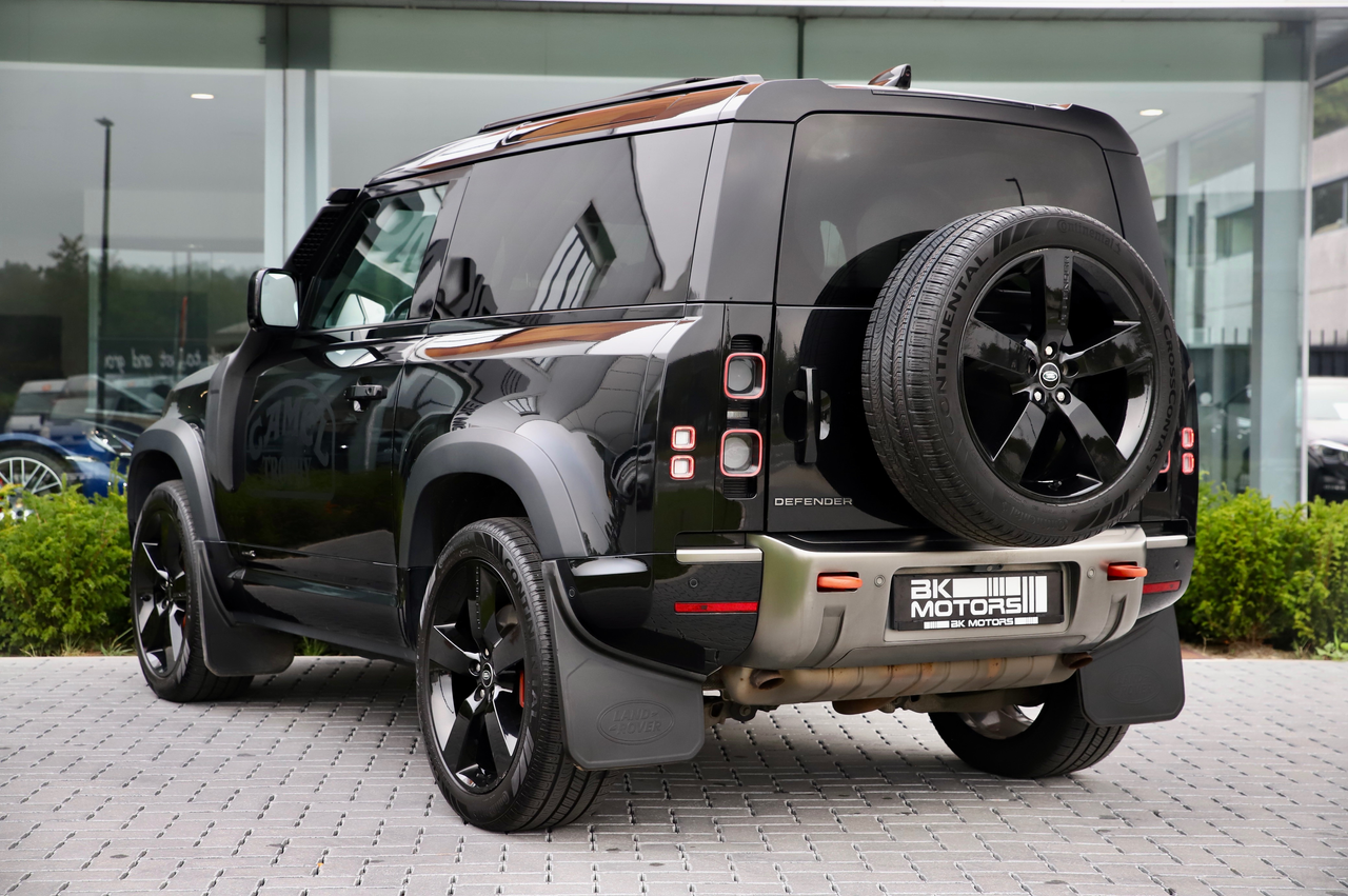 Land Rover Defender 90 P400 Defender X /LICHTE VRACHT/BTW 21%