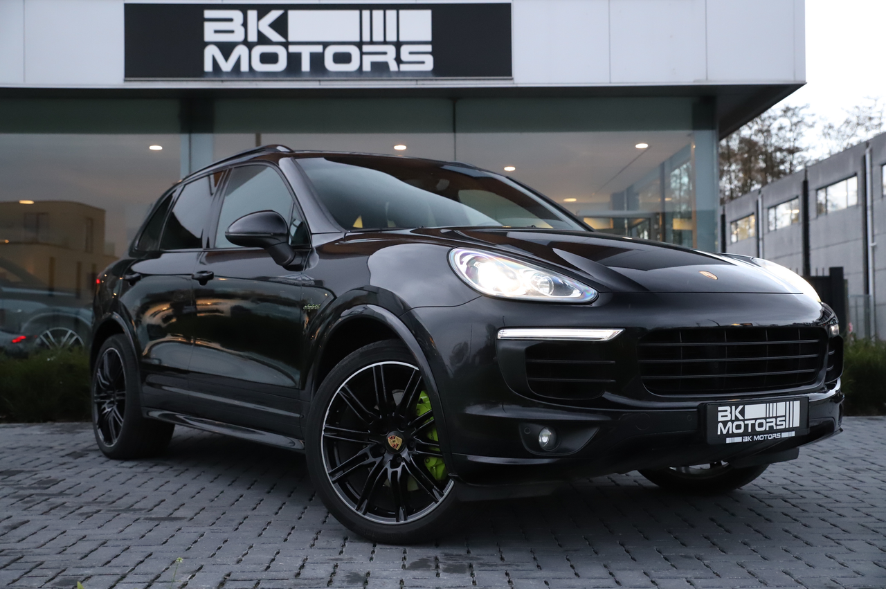 Porsche Cayenne 3.0i V6 PHEV S Tiptronic I Pano I Full Service