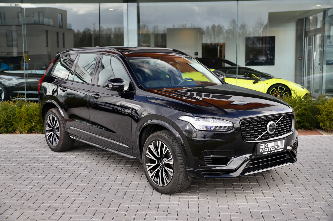Volvo XC90 T8 2.0 PHEV-7 zit-Pano-H/K-Camera-HUD-Trekhaak-LED
