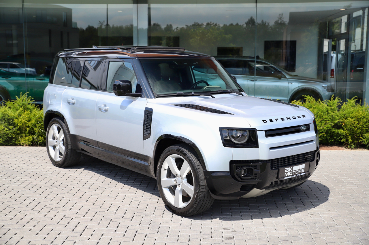 Land Rover Defender 110 P400 X-Dynamic HSE -LICHTE VRACHT-24M GARANTIE-Trekhaak-360-Pano-22"-Meridian-Milltek...