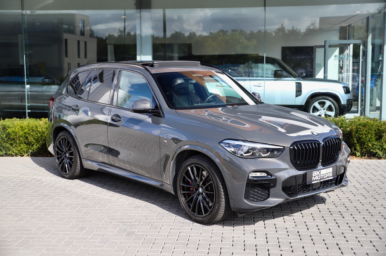 BMW X5 xDrive45e PHEV M-Pack - Pano - 360 - H/K - HUD - CarPlay - Innodrive - Sport Seats - Massage - TV's - ...