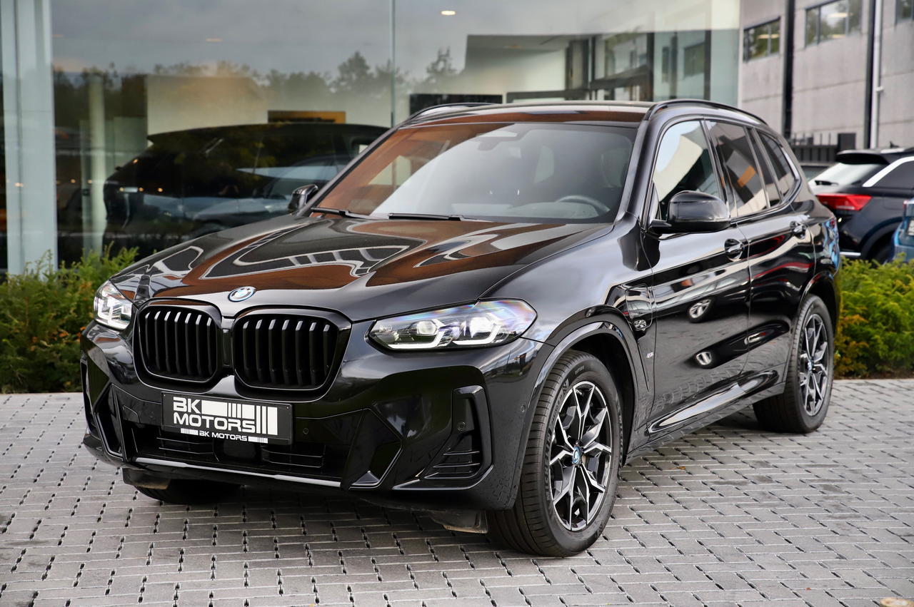 BMW X3 xDrive30e 2.0iAS PHEV M-PACK /INNODRIVE/HUD/CAMERA