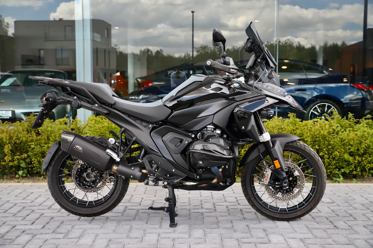 BMW R 1300 GS Triple Black / JEKILL&amp;HYDE / DYNAMIC+TOURING PACK