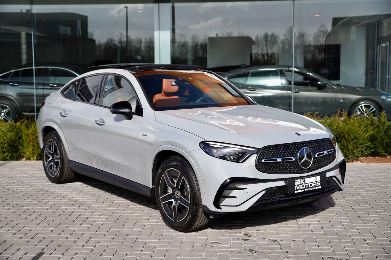 Mercedes-Benz GLC 400 e Coup&eacute; PHEV AMG-Line-Burmester-Pano-Trekhaak-360