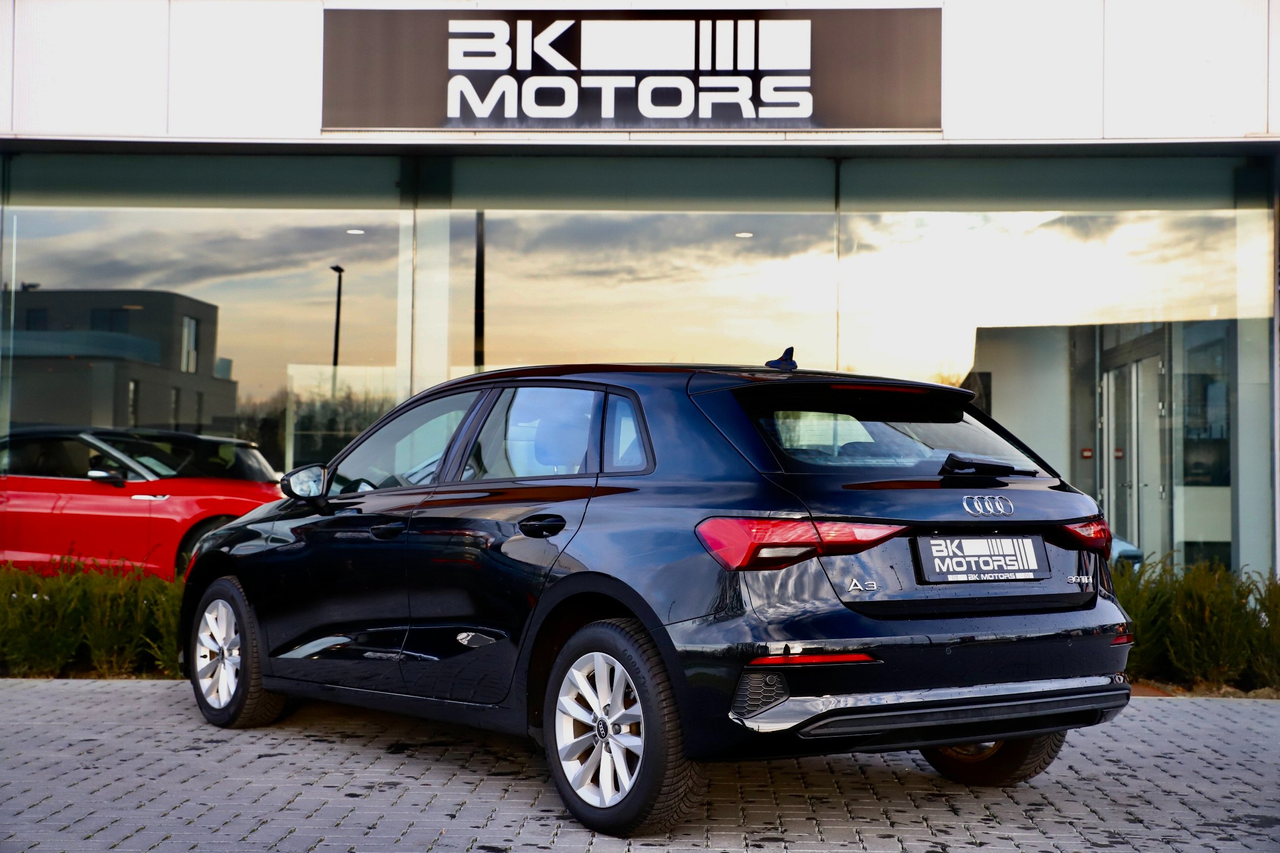 Audi A3 Sportback 30 TDi S tronic I DIG DASH I TREKHAAK