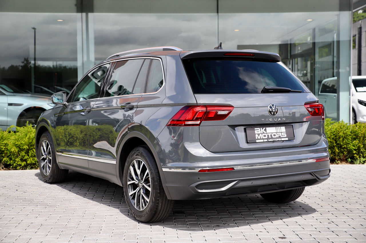 Volkswagen Tiguan 1.5 TSI DSG /LED/TREKHAAK/CARPLAY/ZETELVERWARMING