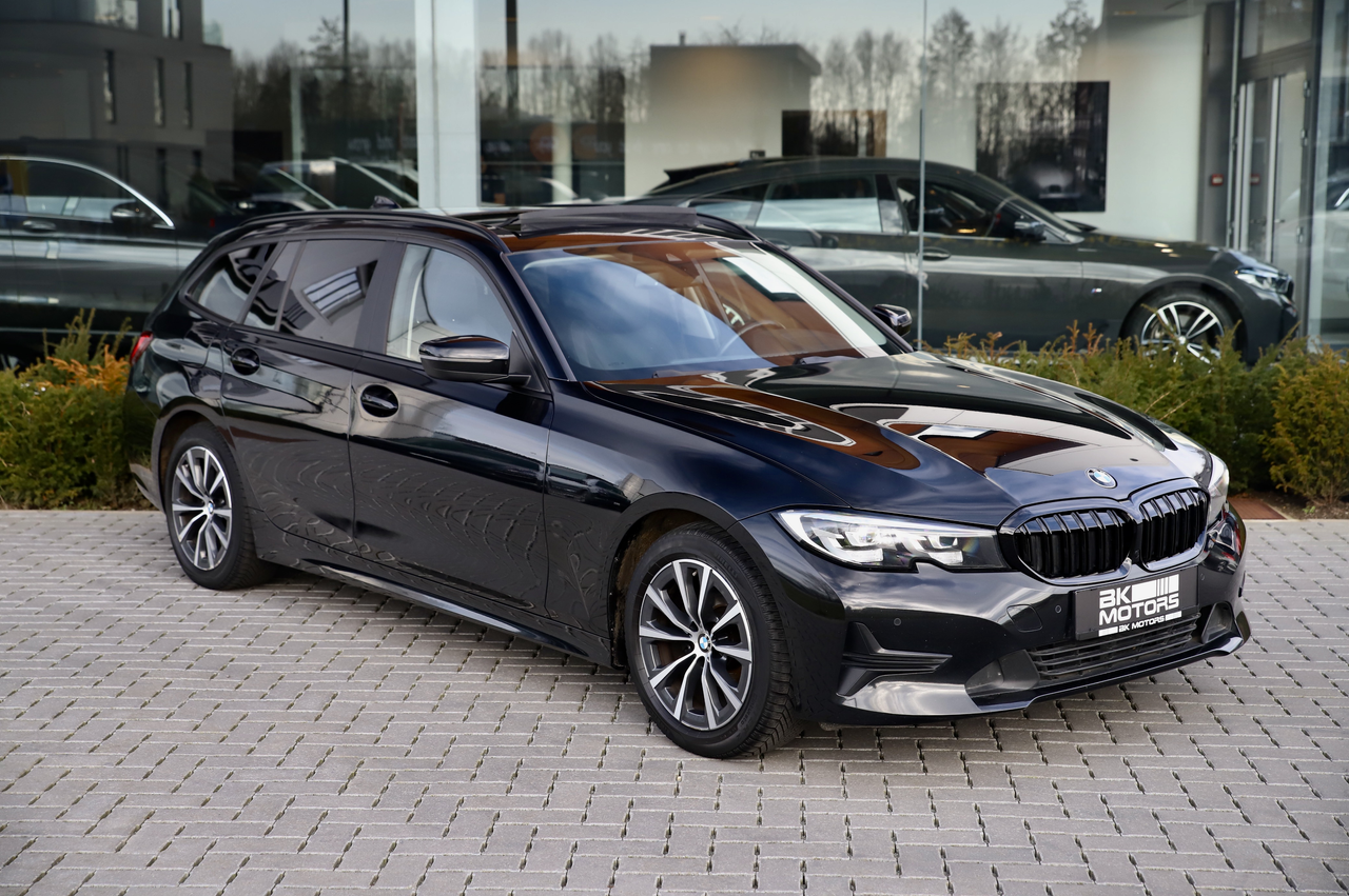 BMW 318 dA Touring-PANO-CARPLAY-CRUISE-NAVI-LED-BTW 21%