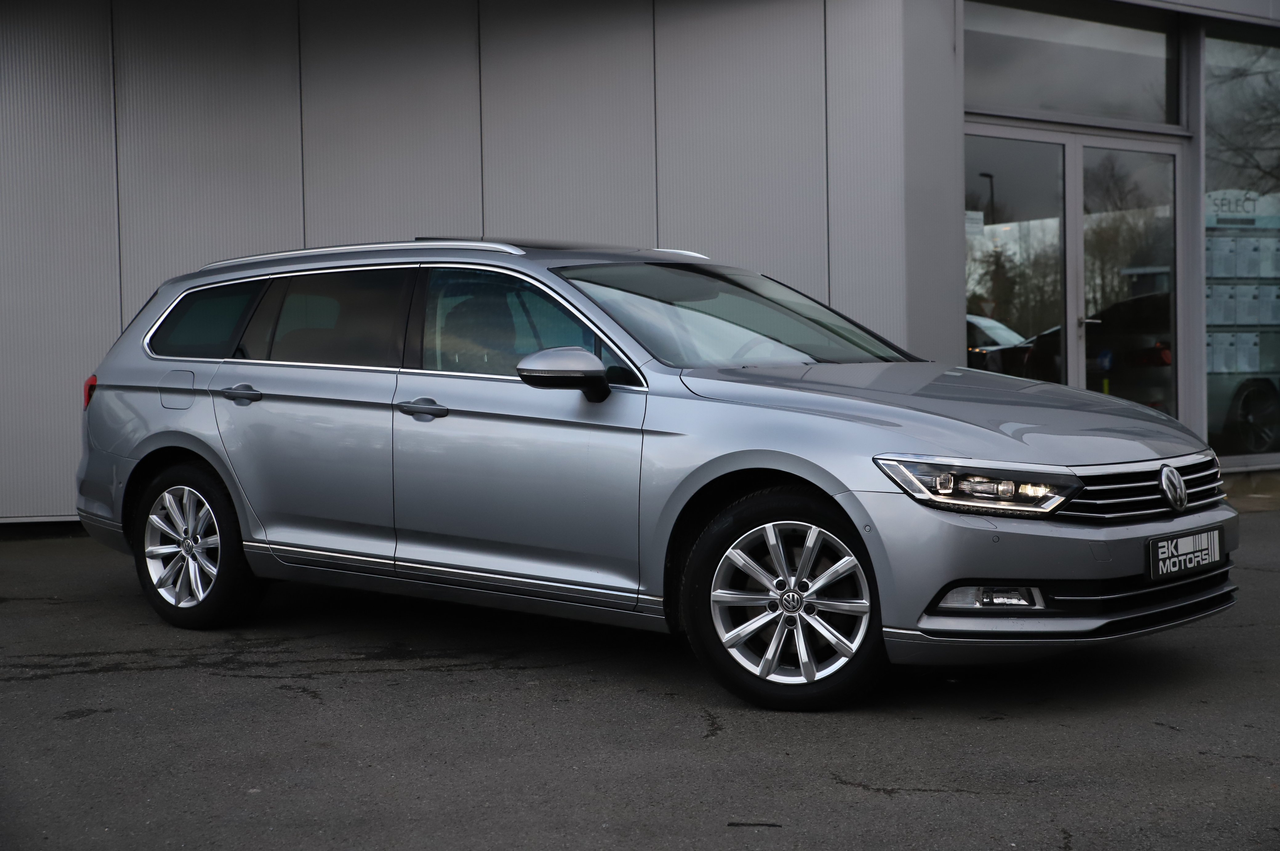 Volkswagen Passat Variant 2.0 CR TDi Highline DSG I 1st Owner I DIG COCKPIT