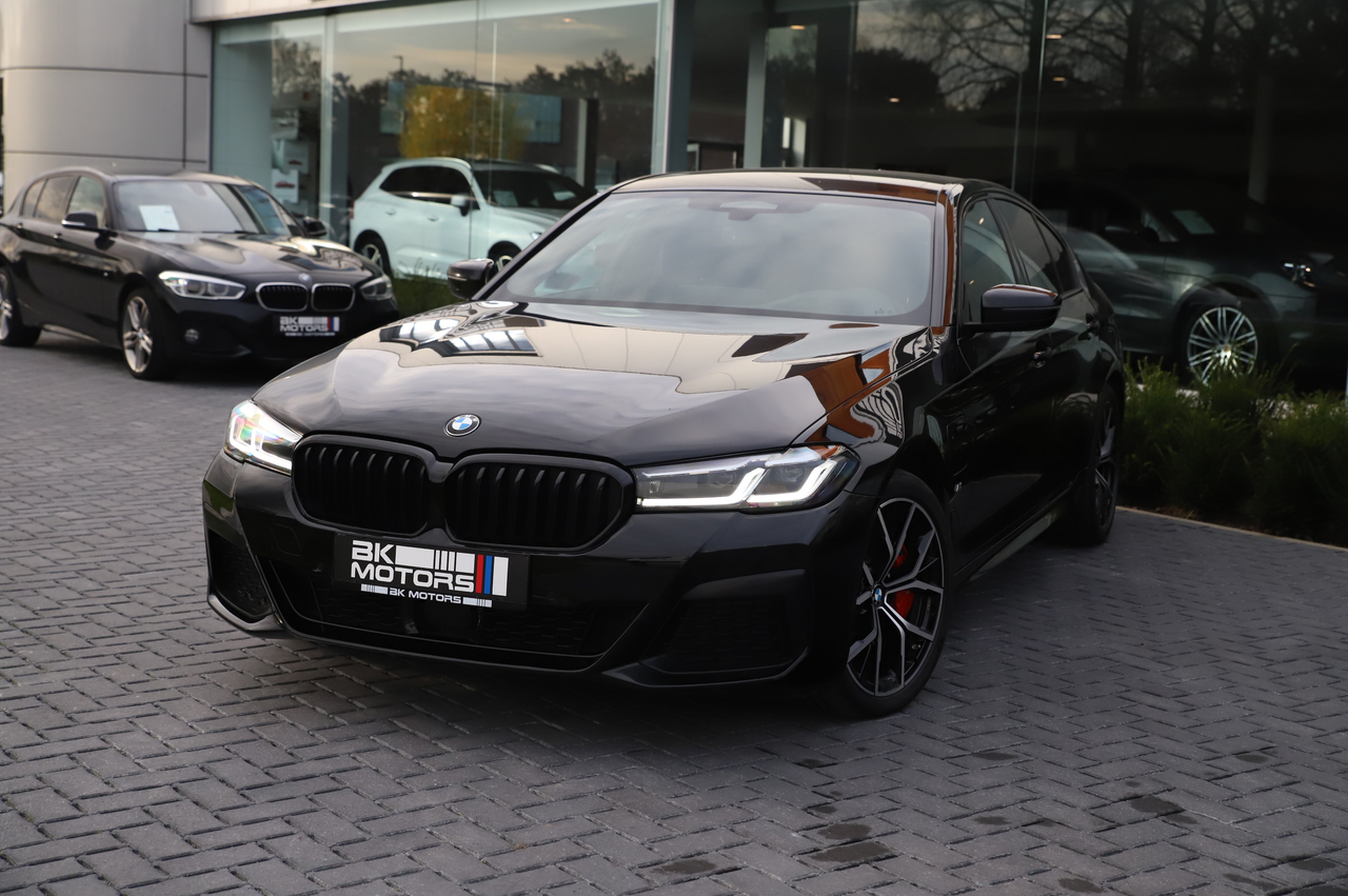 BMW 545 e XAS PHEV M-Pack I 1st Owner I BTW INCL