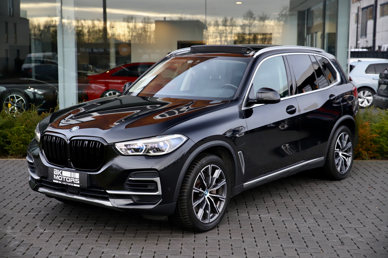 BMW X5 X5 xDrive45e -TREKHAAK-LASER-PANO-HUD-CAMERA-CRPLY