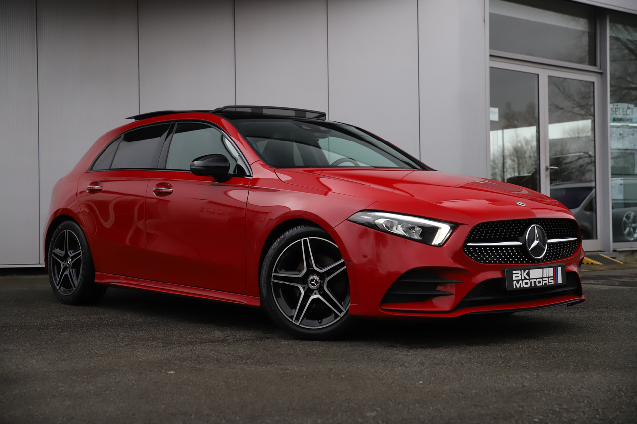 Mercedes-Benz A 180 d AMG I Pano I 1st Owner I 360 I Wide Display